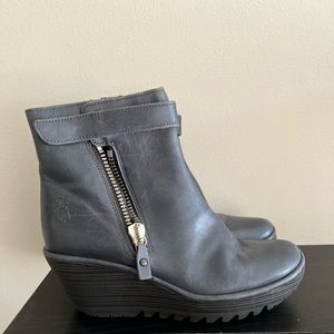 Fly London Boots - Navy - Size 39